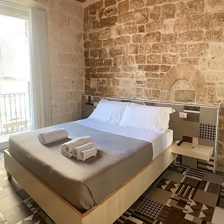 Konukevi La Felicia Bari