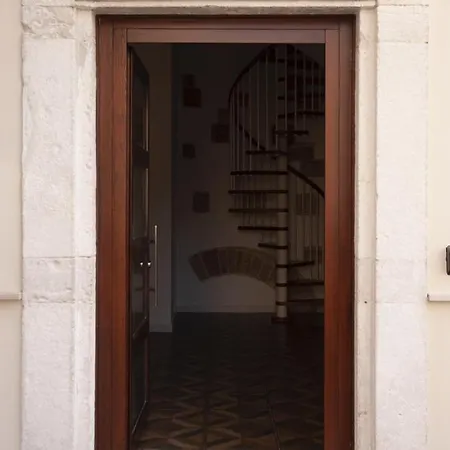 La Felicia בית הארחה